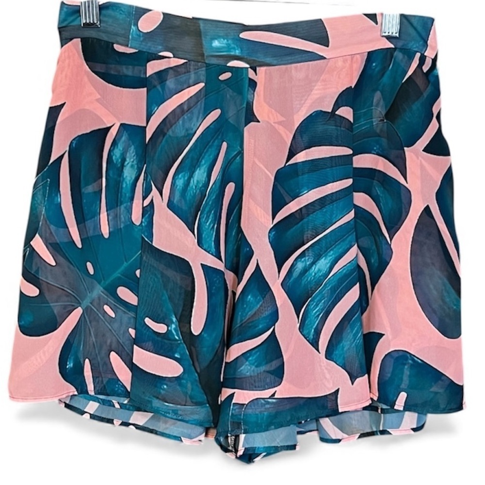 Show Me Your MuMu Palms Away Vero Leaf Print High Waist Shorts, Size Large